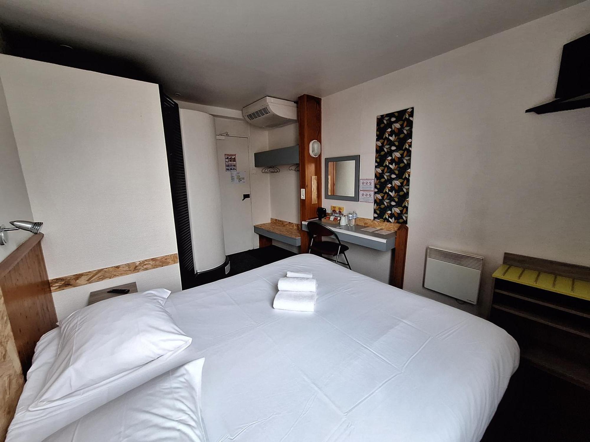 Escale Kennedy Otel Mérignac Dış mekan fotoğraf