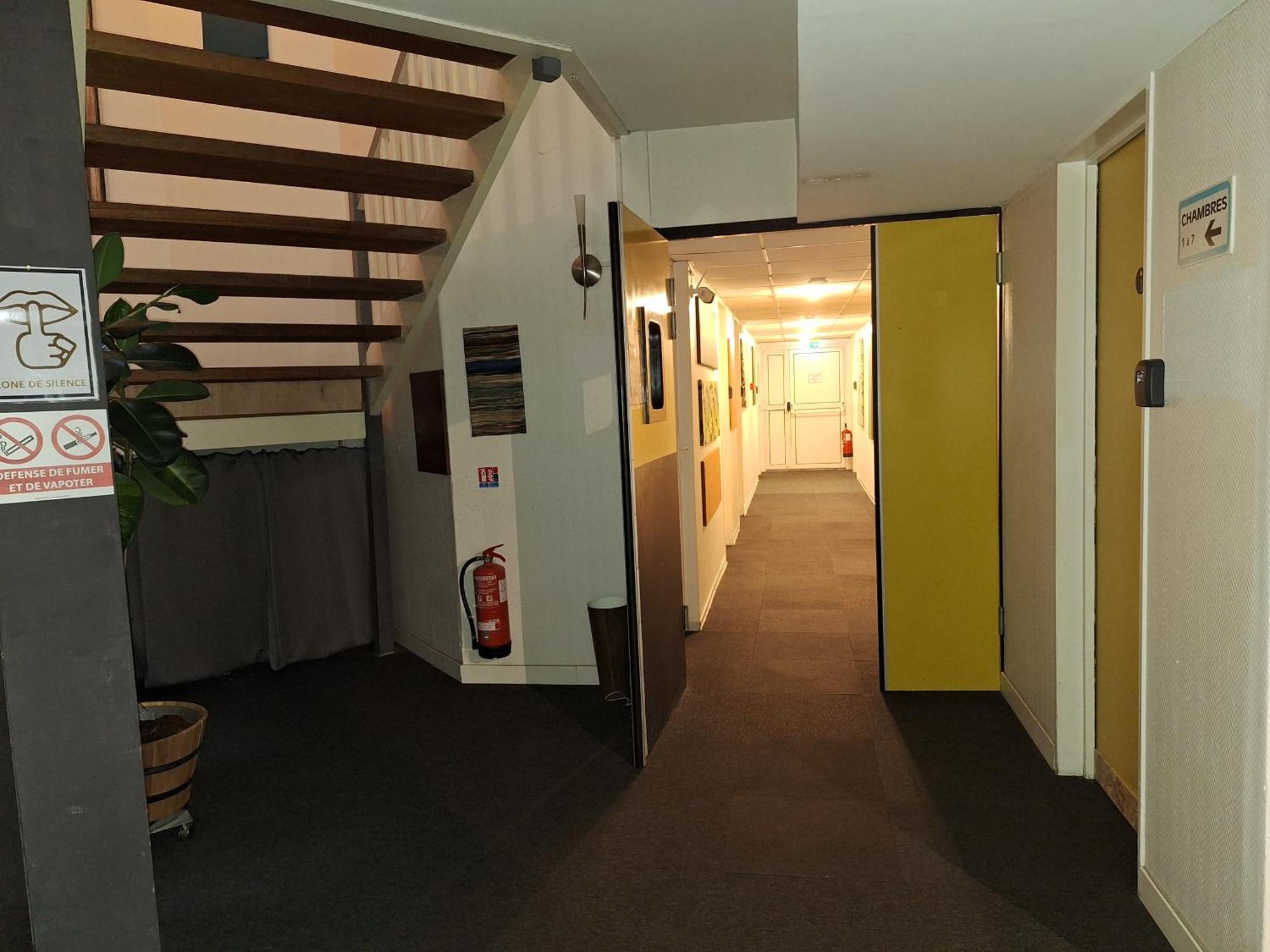 Escale Kennedy Otel Mérignac Dış mekan fotoğraf