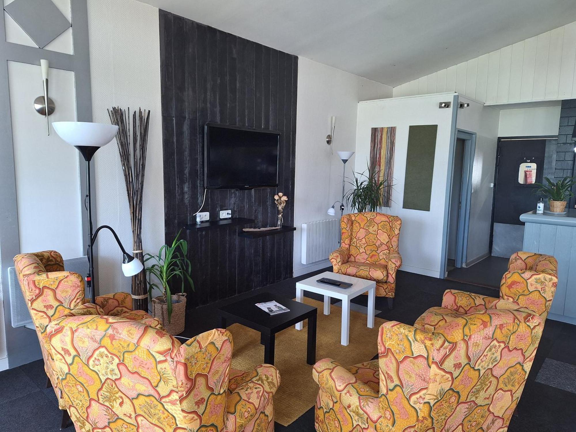 Escale Kennedy Otel Mérignac Dış mekan fotoğraf