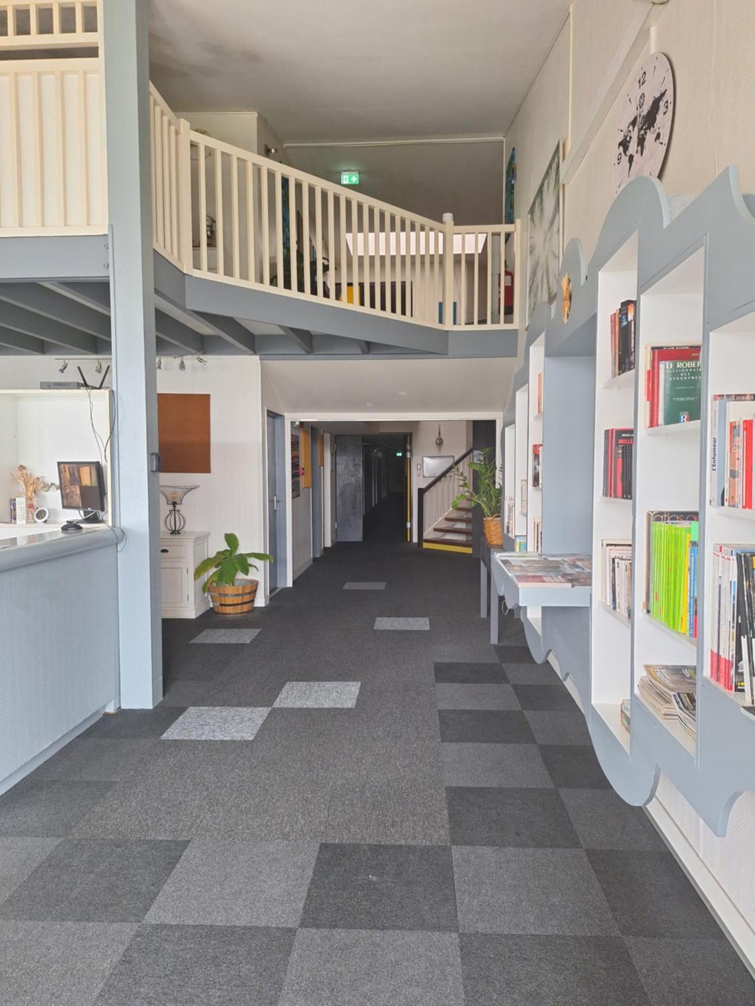 Escale Kennedy Otel Mérignac Dış mekan fotoğraf