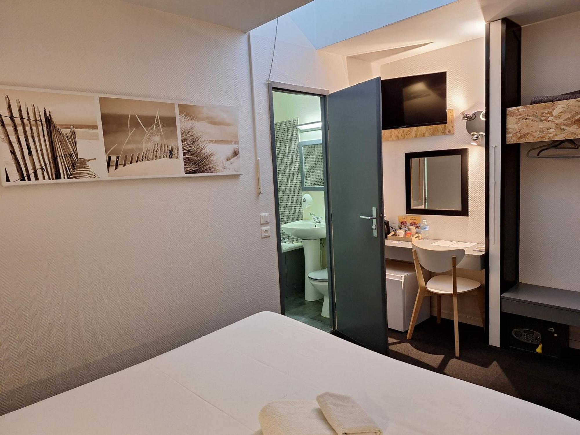 Escale Kennedy Otel Mérignac Dış mekan fotoğraf