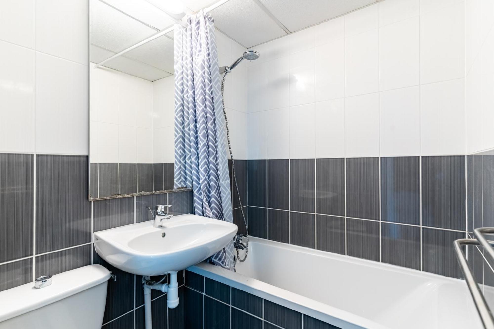Escale Kennedy Otel Mérignac Dış mekan fotoğraf