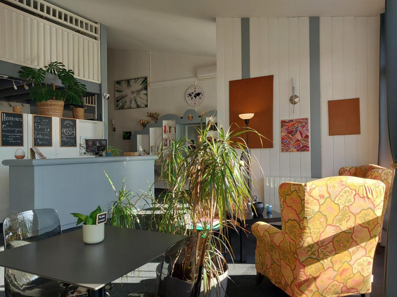 Escale Kennedy Otel Mérignac Dış mekan fotoğraf