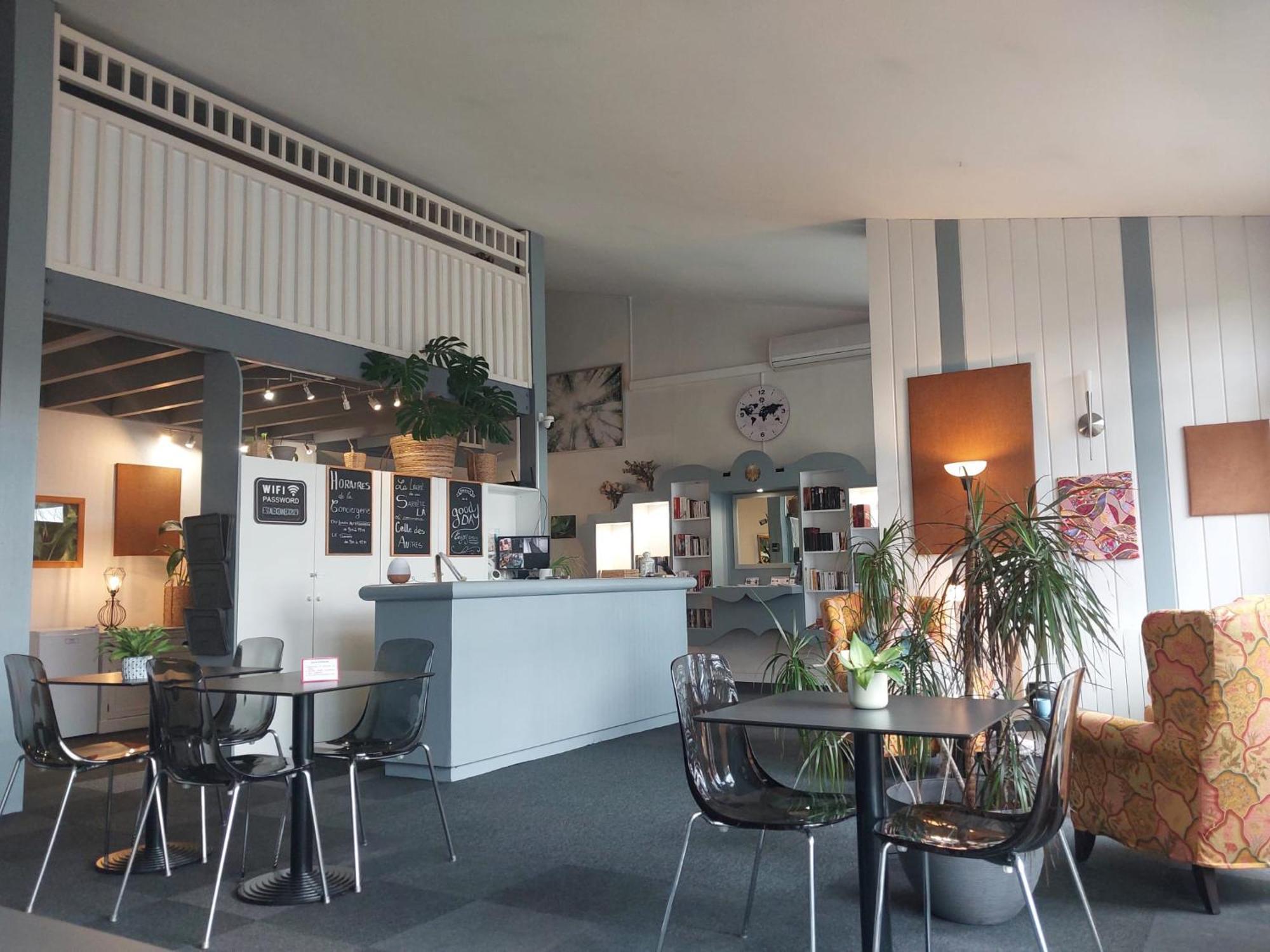 Escale Kennedy Otel Mérignac Dış mekan fotoğraf