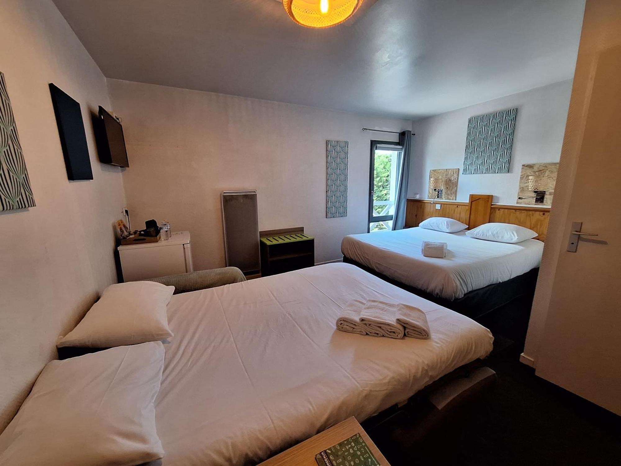 Escale Kennedy Otel Mérignac Dış mekan fotoğraf